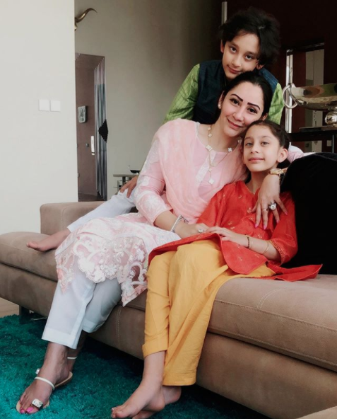 Maanayata Dutt, Shahraan Dutt and Iqra Dutt